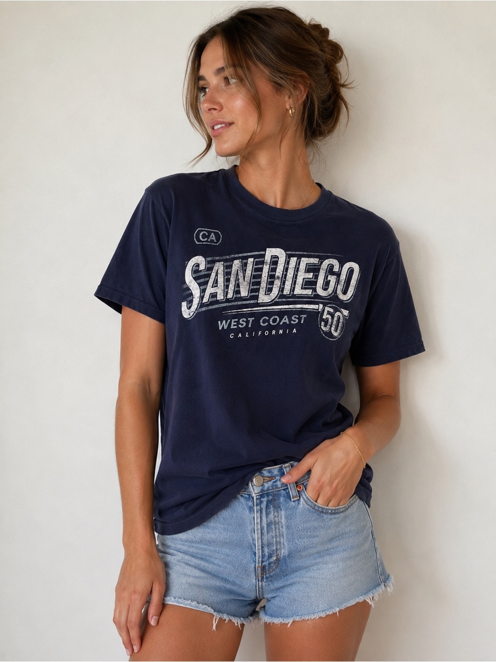 Gildan San Diego West Coast Graphic T‑Shirt - Navy, Size Medium